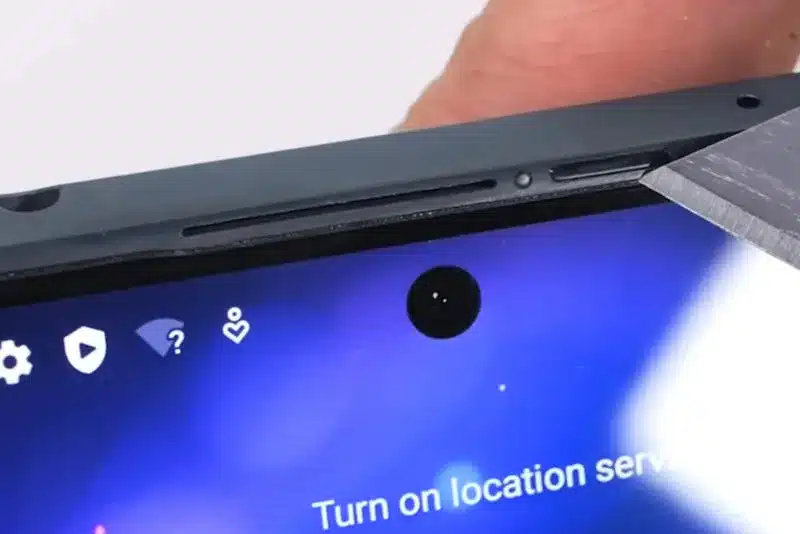 Trump Mobile T1 Phone се оказа подозрително подобен на HTC U24 Pro