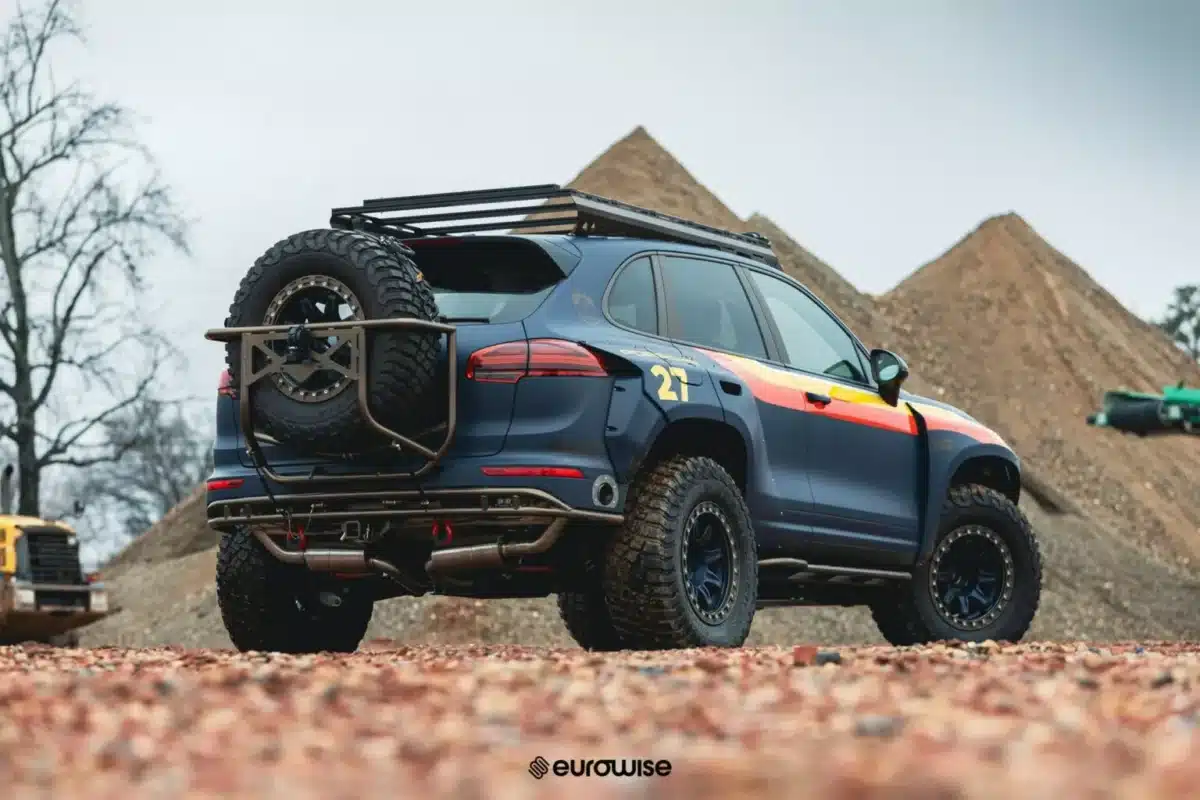 Porsche Cayenne се превръща в офроуд чудовище