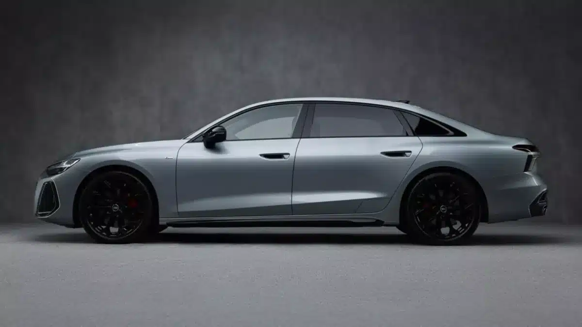 Новото Audi A6L порасна до размерите на флагман и е изненадващо достъпно