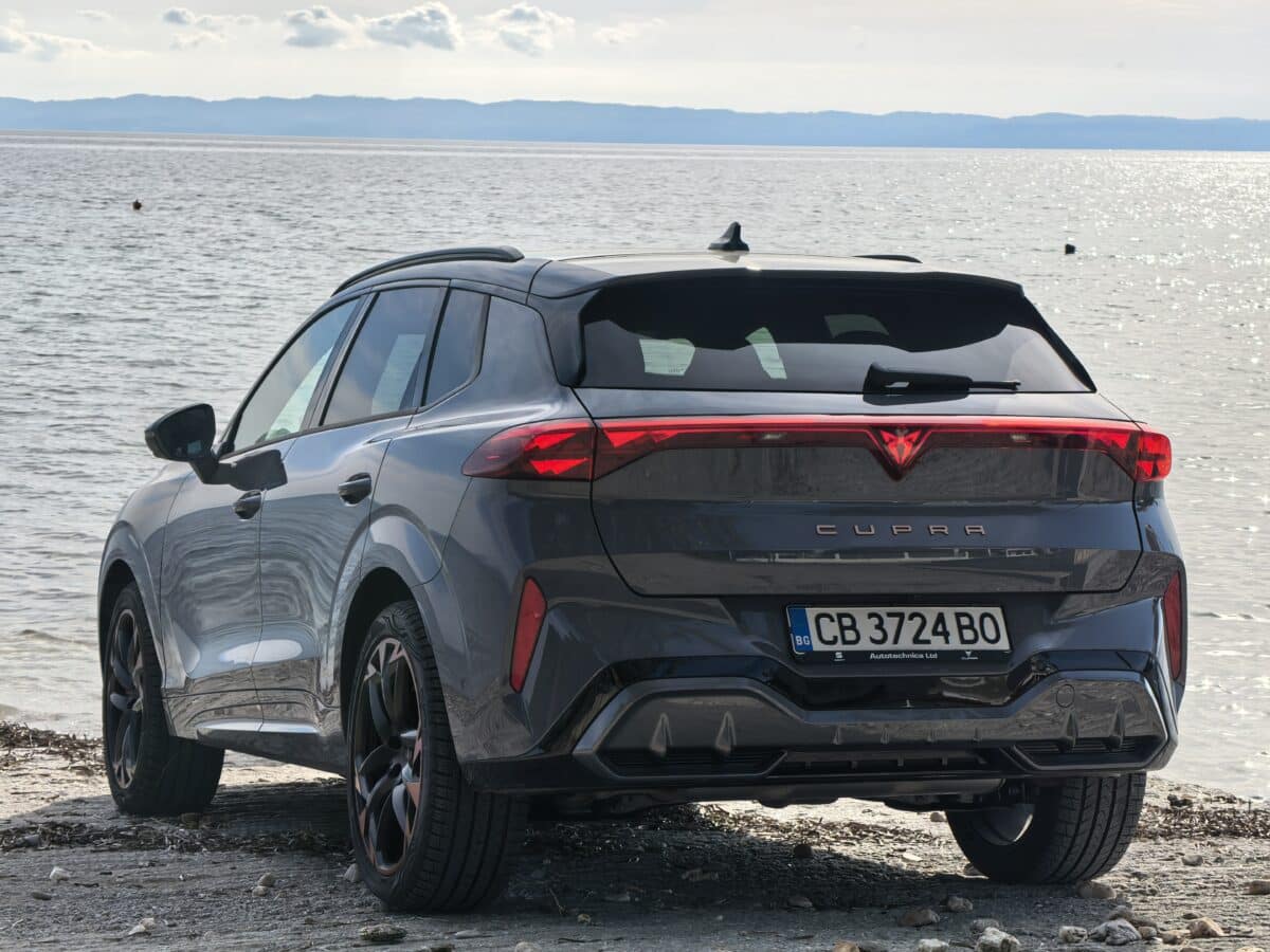 265 к.с. без ток: CUPRA Terramar е шамар за скучните семейни SUV-та