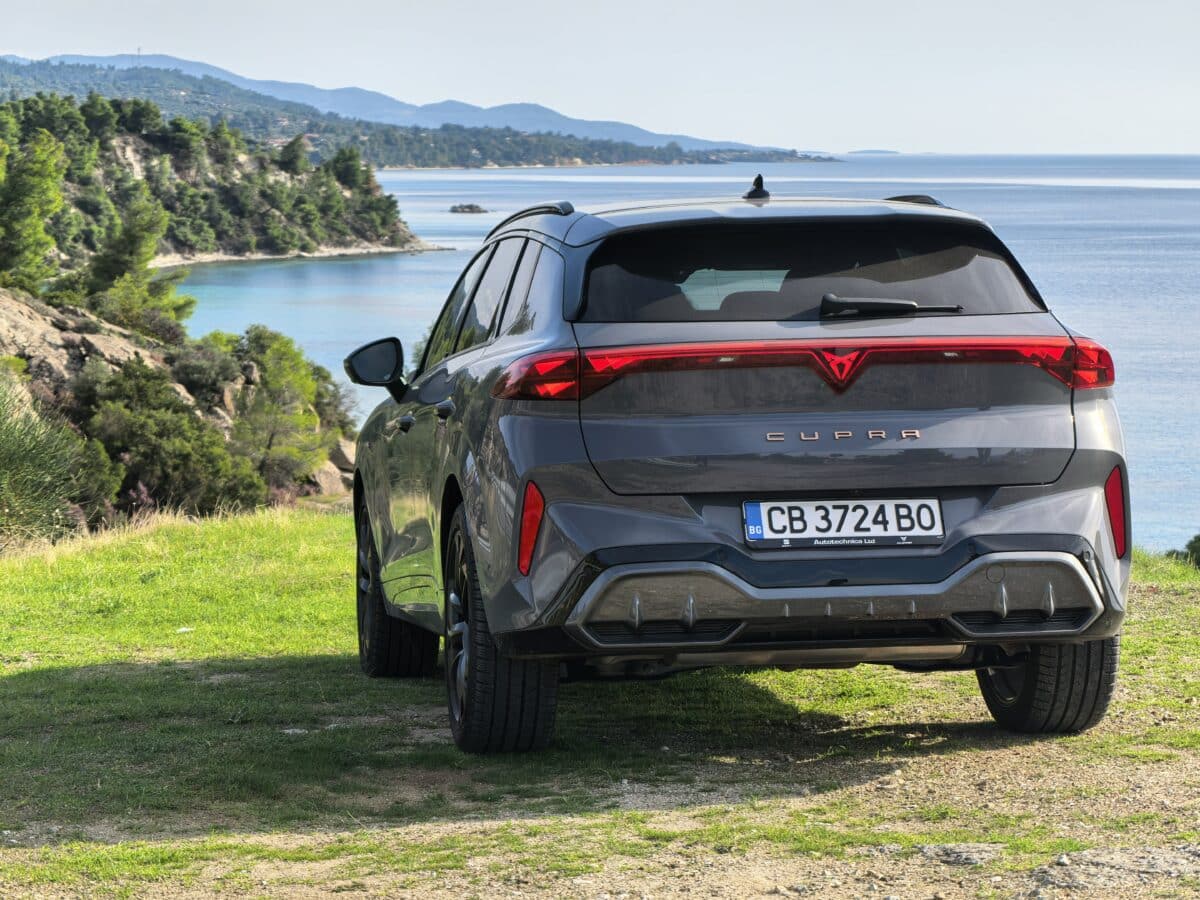 265 к.с. без ток: CUPRA Terramar е шамар за скучните семейни SUV-та