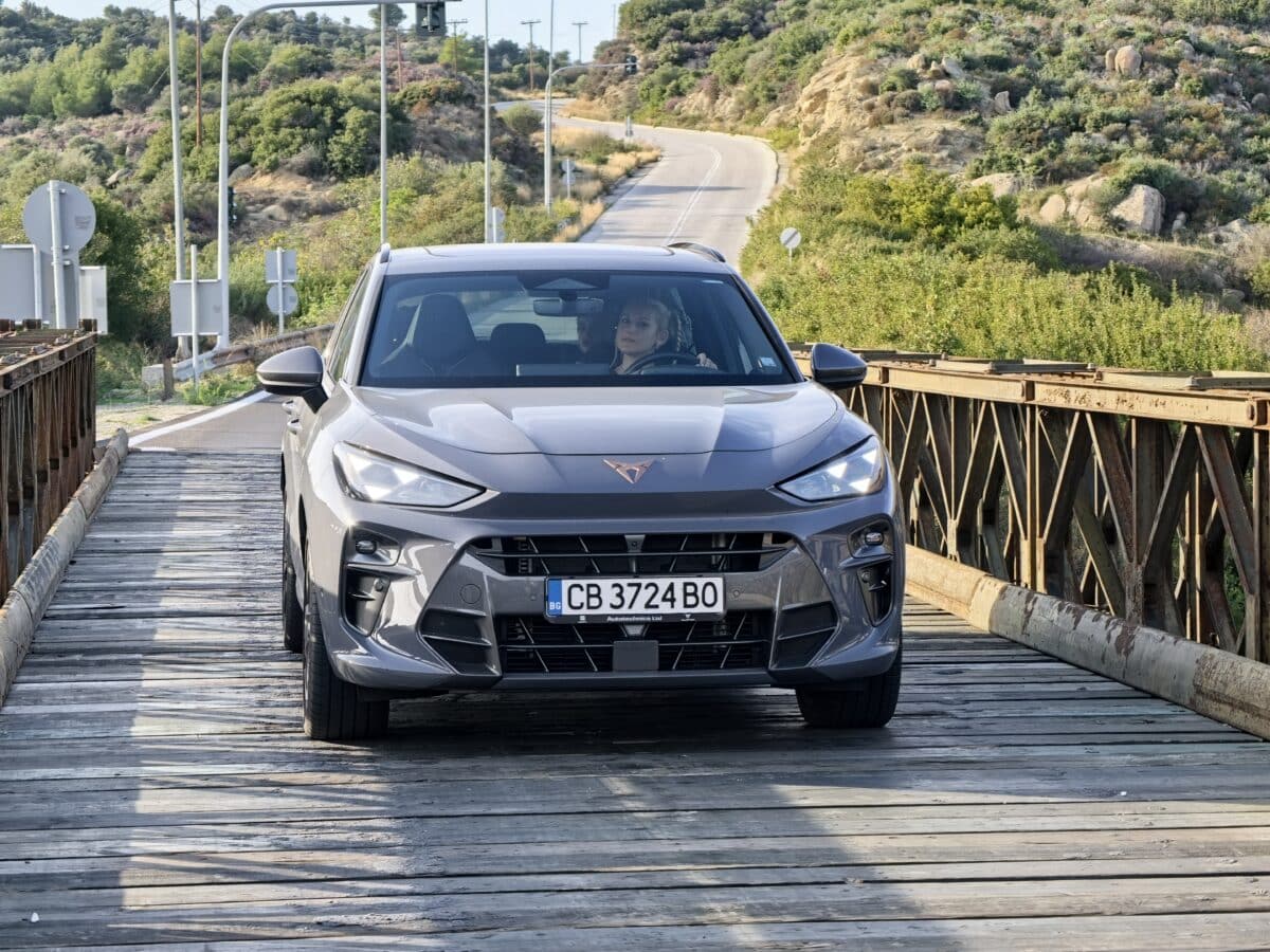 265 к.с. без ток: CUPRA Terramar е шамар за скучните семейни SUV-та