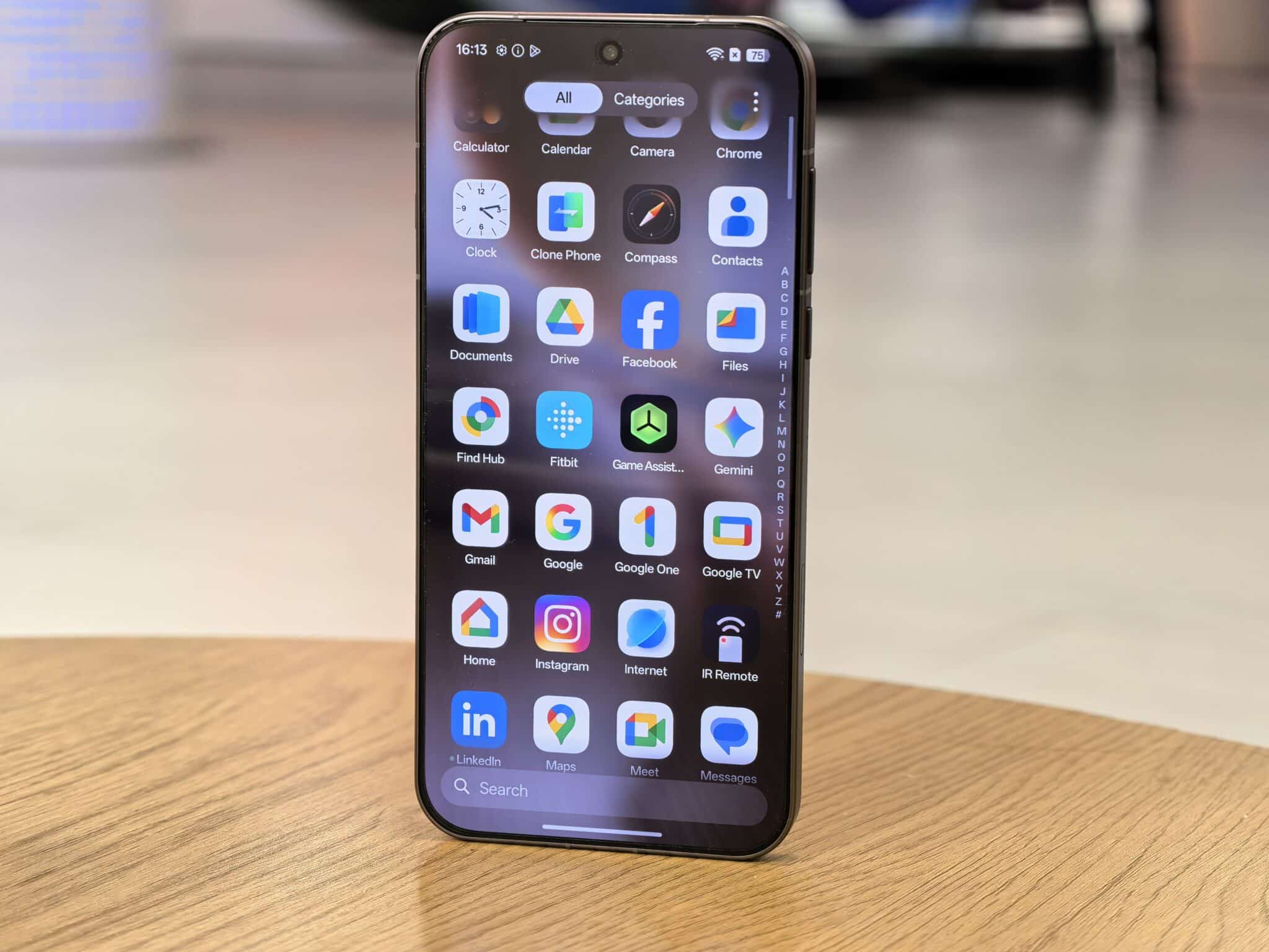 Oppo Find X9 Pro: моментът, в който смартфоните достигнаха върха – или започна нова ера?
