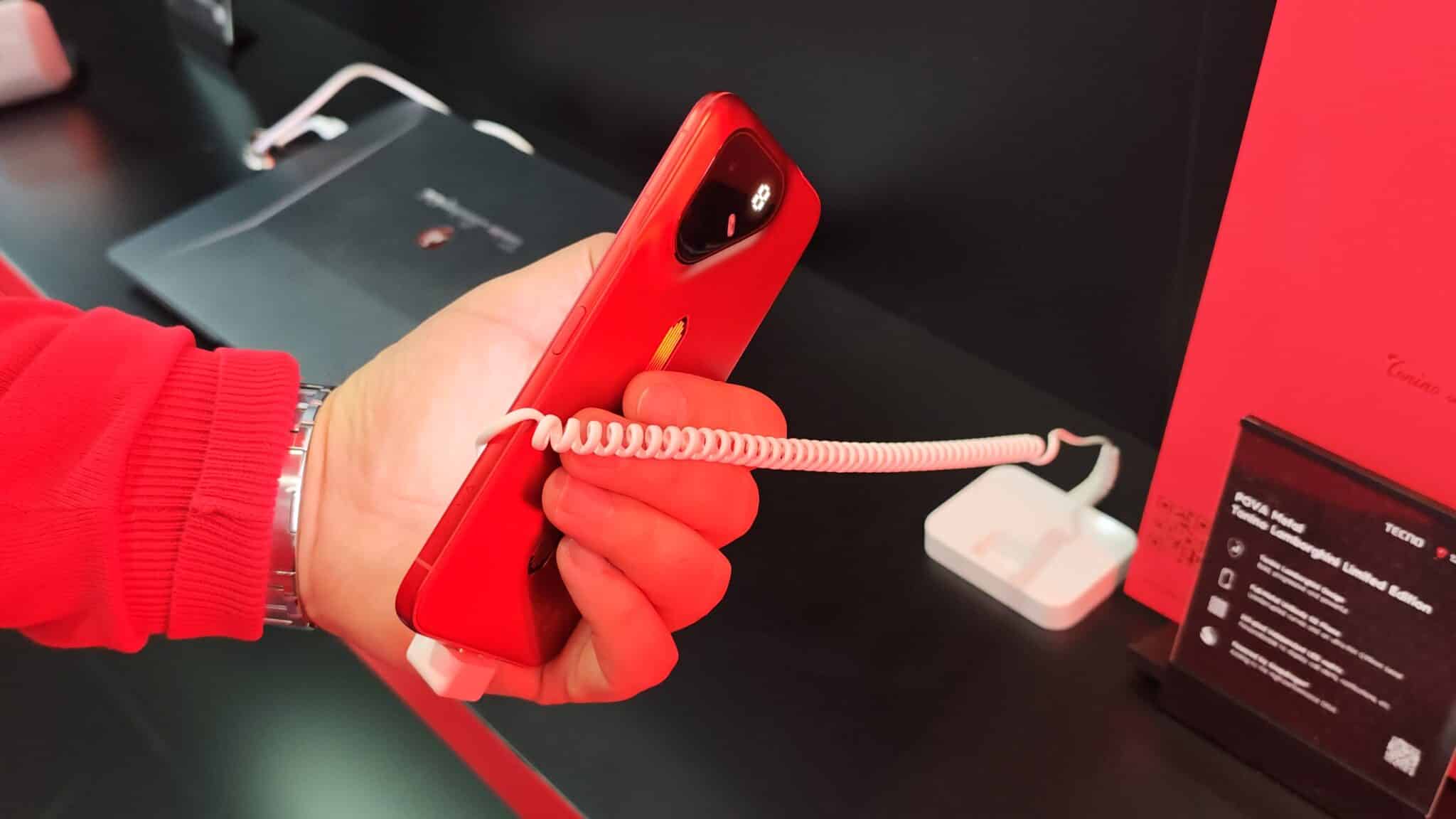 Tecno и Tonino Lamborghini представиха серия дизайнерска електроника – от смартфони до геймърски мини-компютър