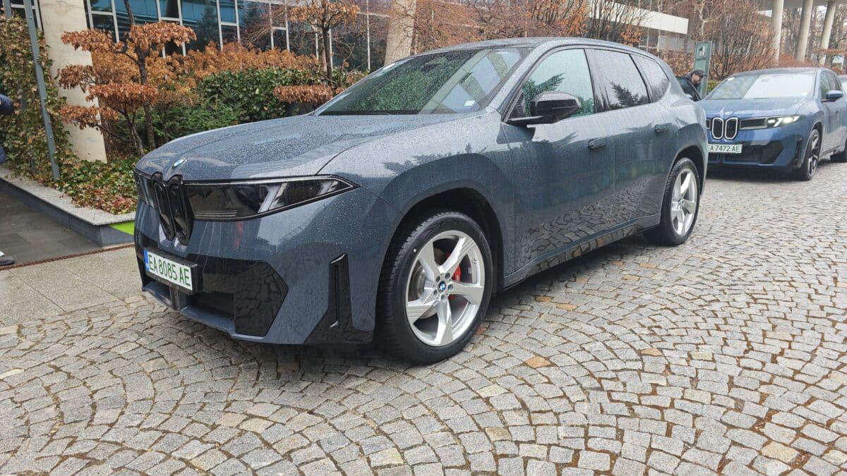 BMW iX3: първи тест на електромобила, с който BMW започва нова ера
