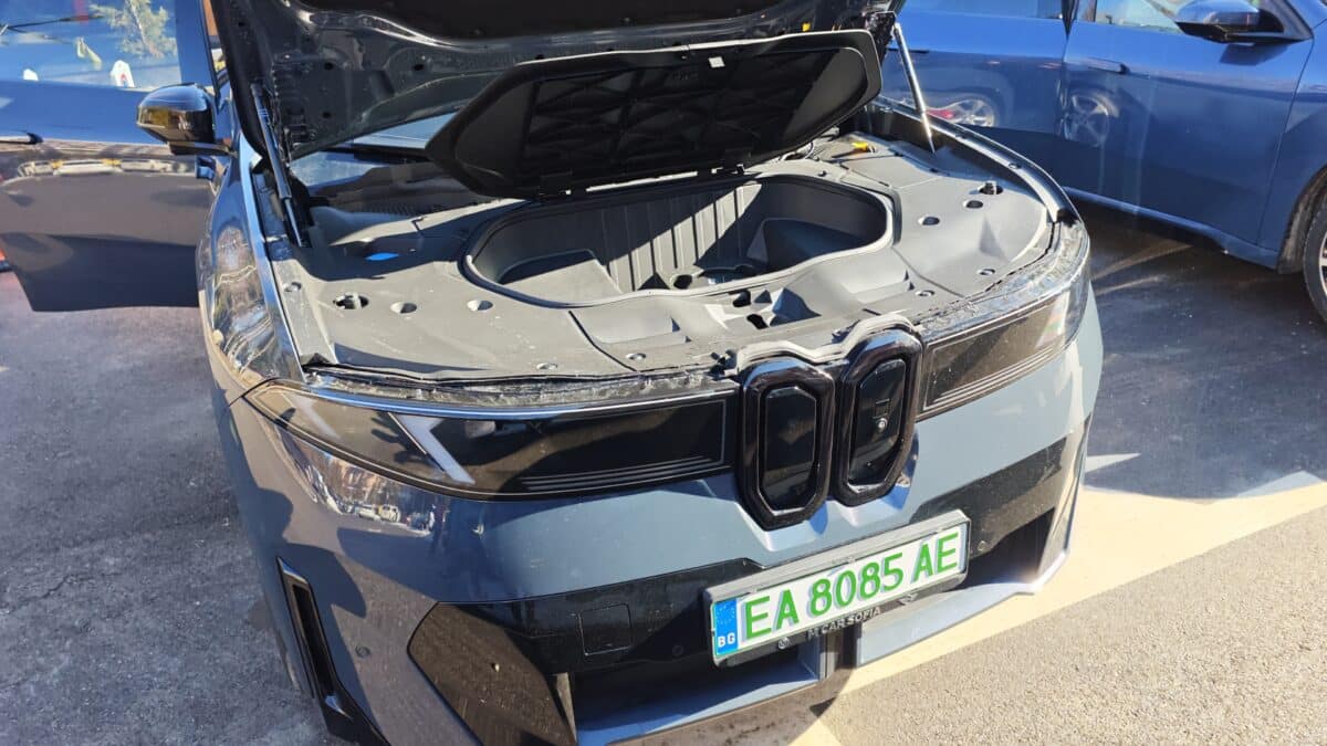 BMW iX3: първи тест на електромобила, с който BMW започва нова ера