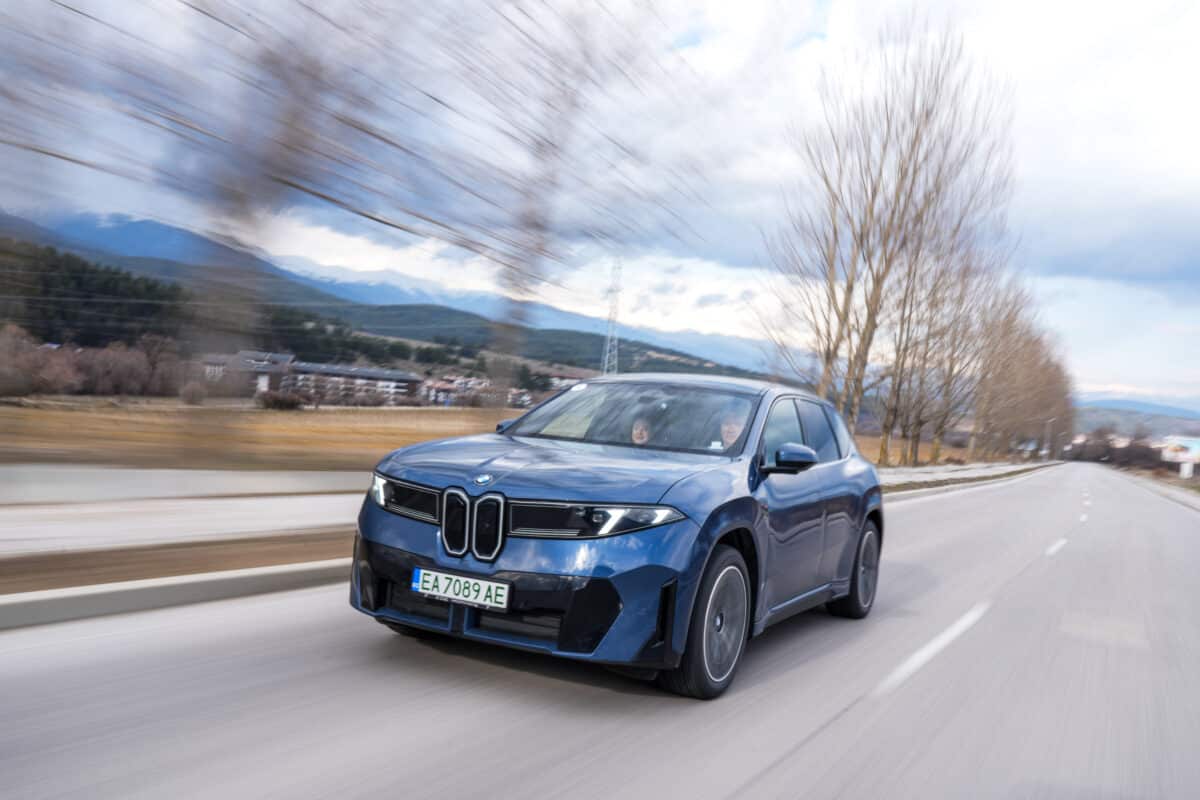 BMW iX3: първи тест на електромобила, с който BMW започва нова ера