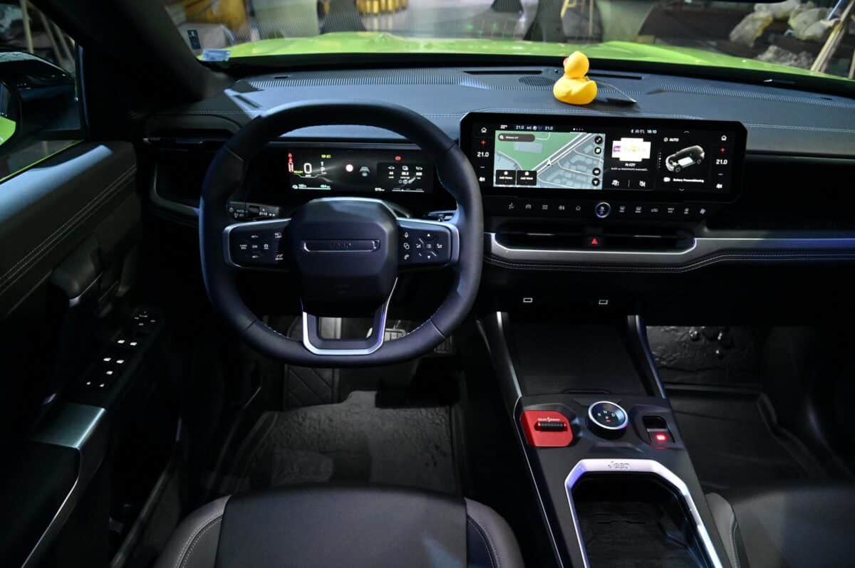 Jeep Compass навлиза в нова ера: електрификация, нова платформа и повече технологии – без компромис с легендарния характер