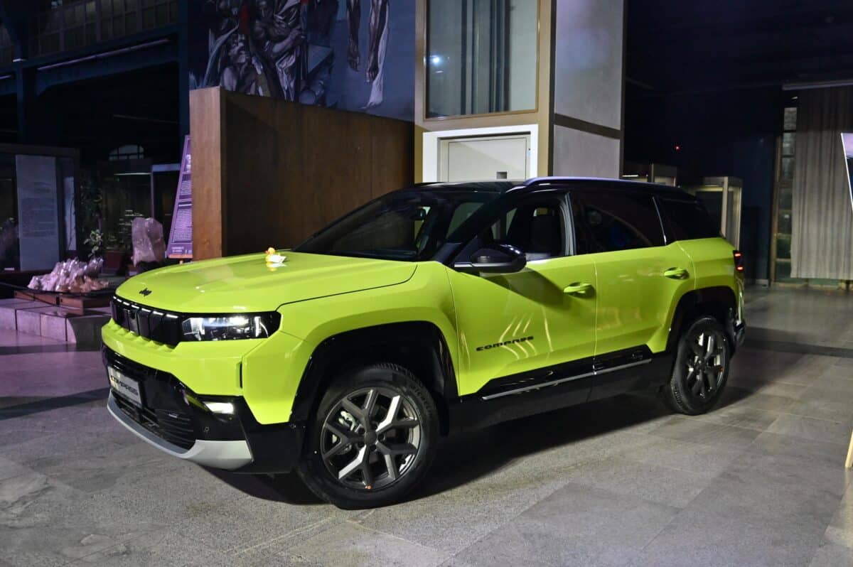 Jeep Compass навлиза в нова ера: електрификация, нова платформа и повече технологии – без компромис с легендарния характер