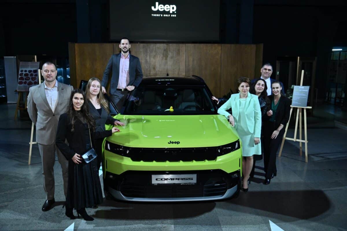 Jeep Compass навлиза в нова ера: електрификация, нова платформа и повече технологии – без компромис с легендарния характер