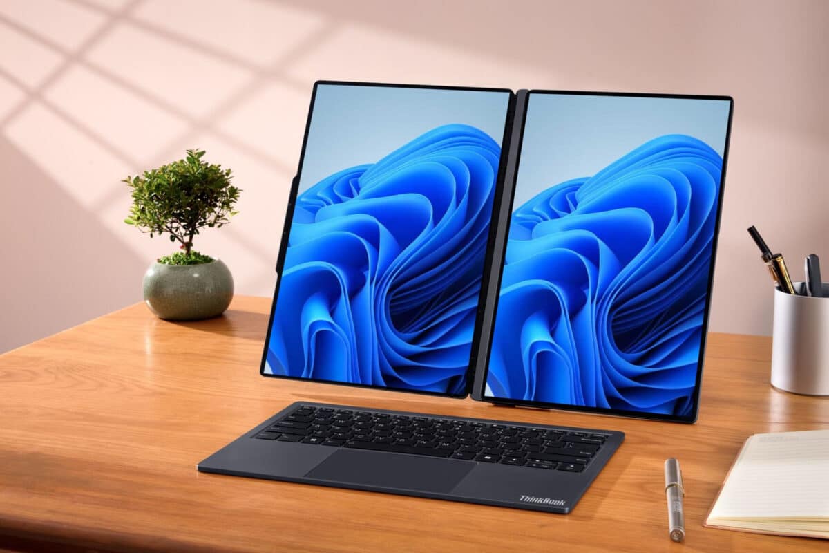 Lenovo представи концептуалния модулен лаптоп ThinkBook Modular AI PC с два екрана и подвижна клавиатура