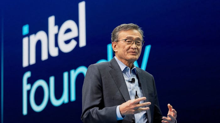 Акционери заведоха дело срещу Intel за прехвърлянето на 10% от компанията на правителството на САЩ под натиска на Тръмп