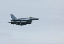 Българските F-16 с тренировъчни полети над София: Какво трябва да знаем