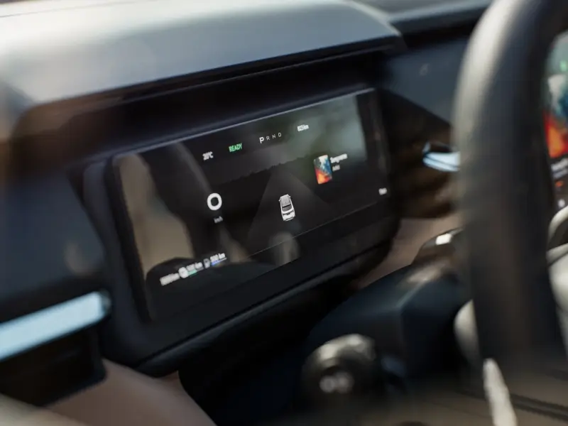 200 км на ток, plug-in хибрид и 20 000 евро по-евтин: Lynk & Co 08 поставя немците в неудобна позиция
