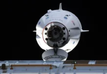 Европейски учени разработват самовъзстановяващ се материал за космическите кораби на бъдещето