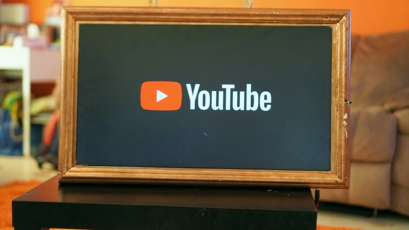YouTube започва да показва задължителни реклами на телевизорите по целия свят