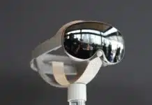 Хедсетът Galaxy XR вече може да превръща плоските 2D приложения в 3D