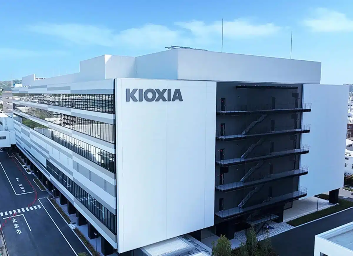 Краят на една ера: До 2028 година Kioxia спира производството на планарна 2D NAND памет
