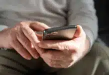От 2027 г. всички смартфони в ЕС ще имат сменяеми батерии и USB-C зареждане