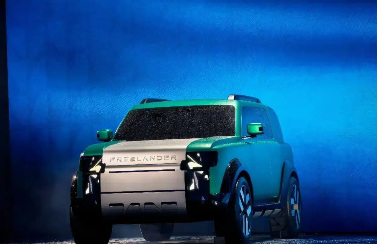 Новият Freelander 8 превъзхожда Defender 110