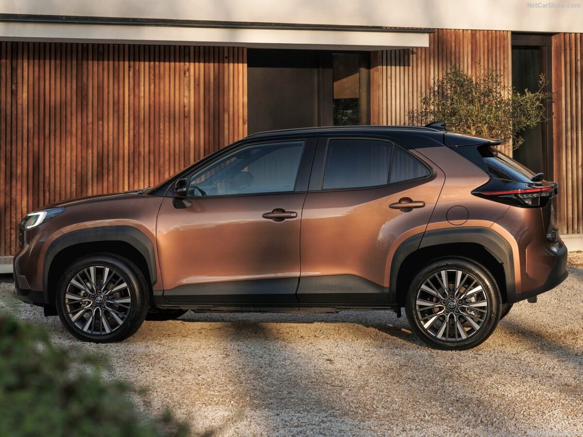 Toyota обнови Yaris Cross и го направи още по-близък до по-старите модели