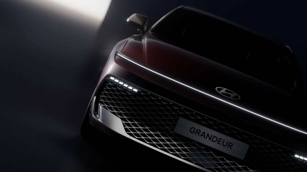 Hyundai освежи Grandeur и почти промени интериора