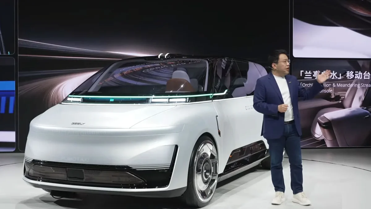 Geely Galaxy A7 изненада с цена, започваща от 300