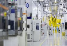 Полупроводниковият бизнес на Samsung отбеляза 54-кратен скок на оперативната печалба