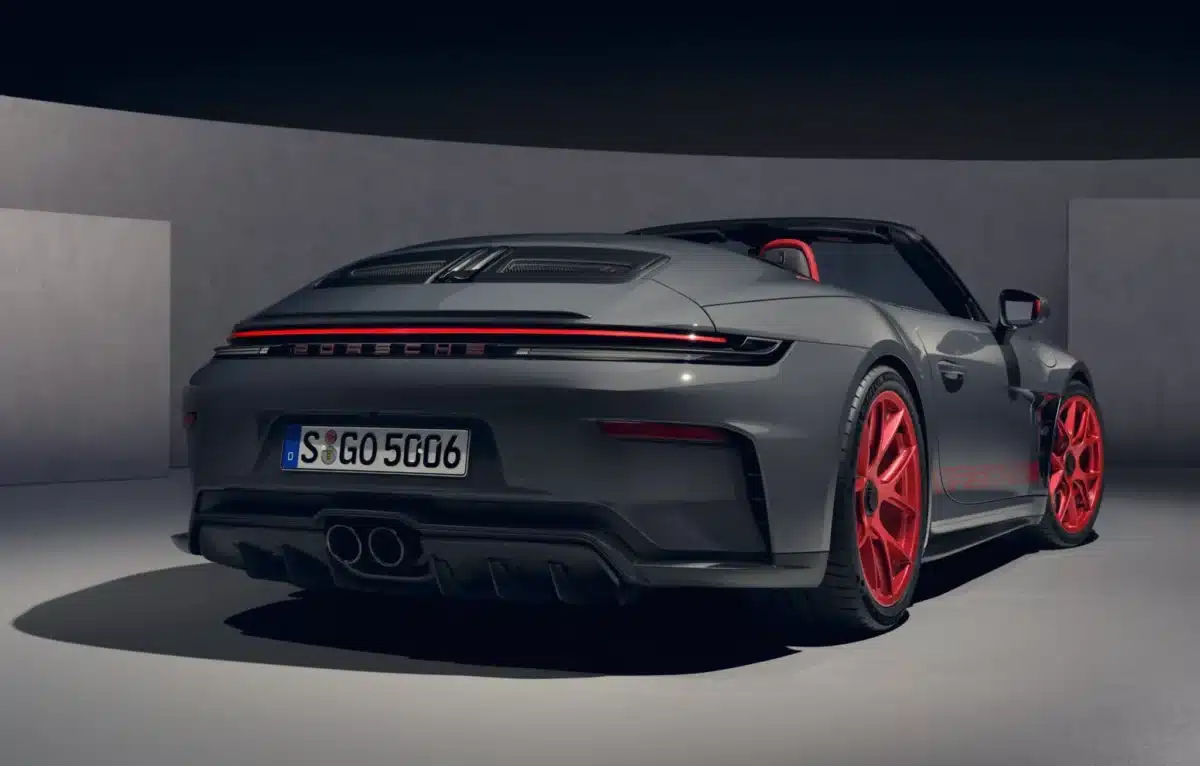 Новото Porsche 911 GT3 S/C е едновременно най-доброто и най-лошото GT3