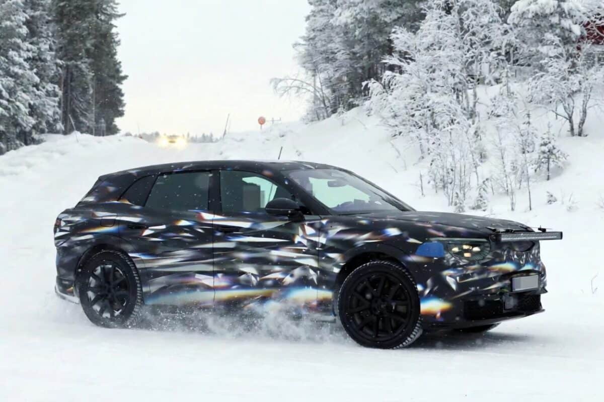 Bentley подготвя електрически пробив и определи цената на лукса