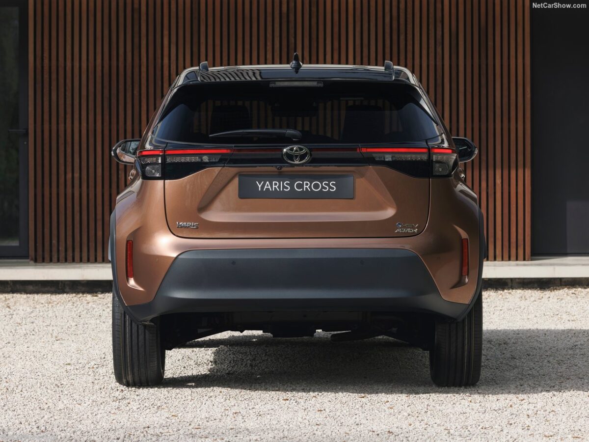 Toyota обнови Yaris Cross и го направи още по-близък до по-старите модели