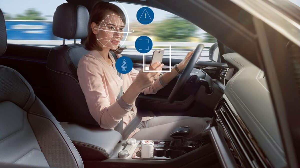 Европа направи голяма крачка: Нидерландия разреши автономното шофиране на Tesla