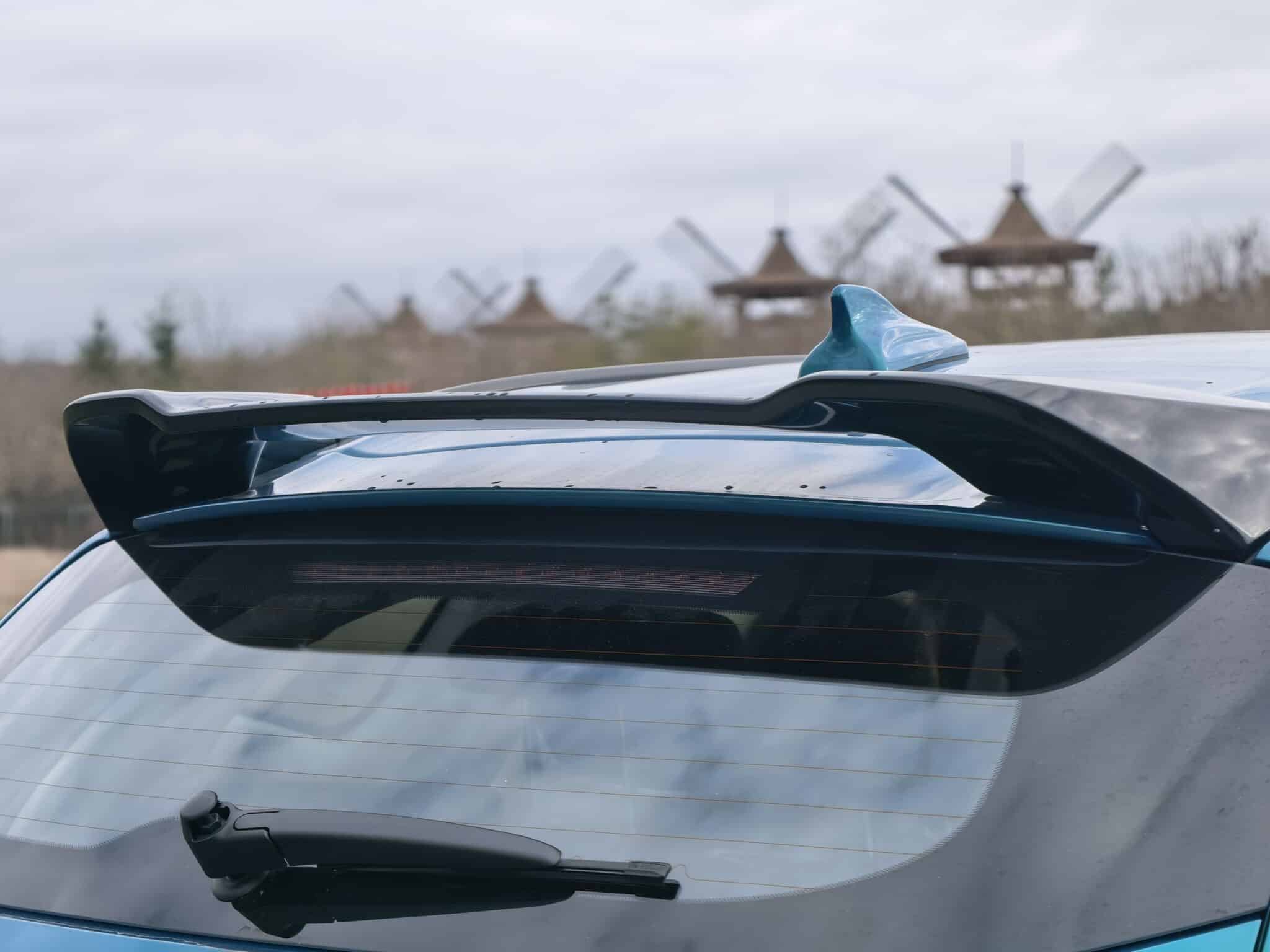 SUV, който изглежда по-скъп, отколкото е: HAVAL Jolion PRO HEV