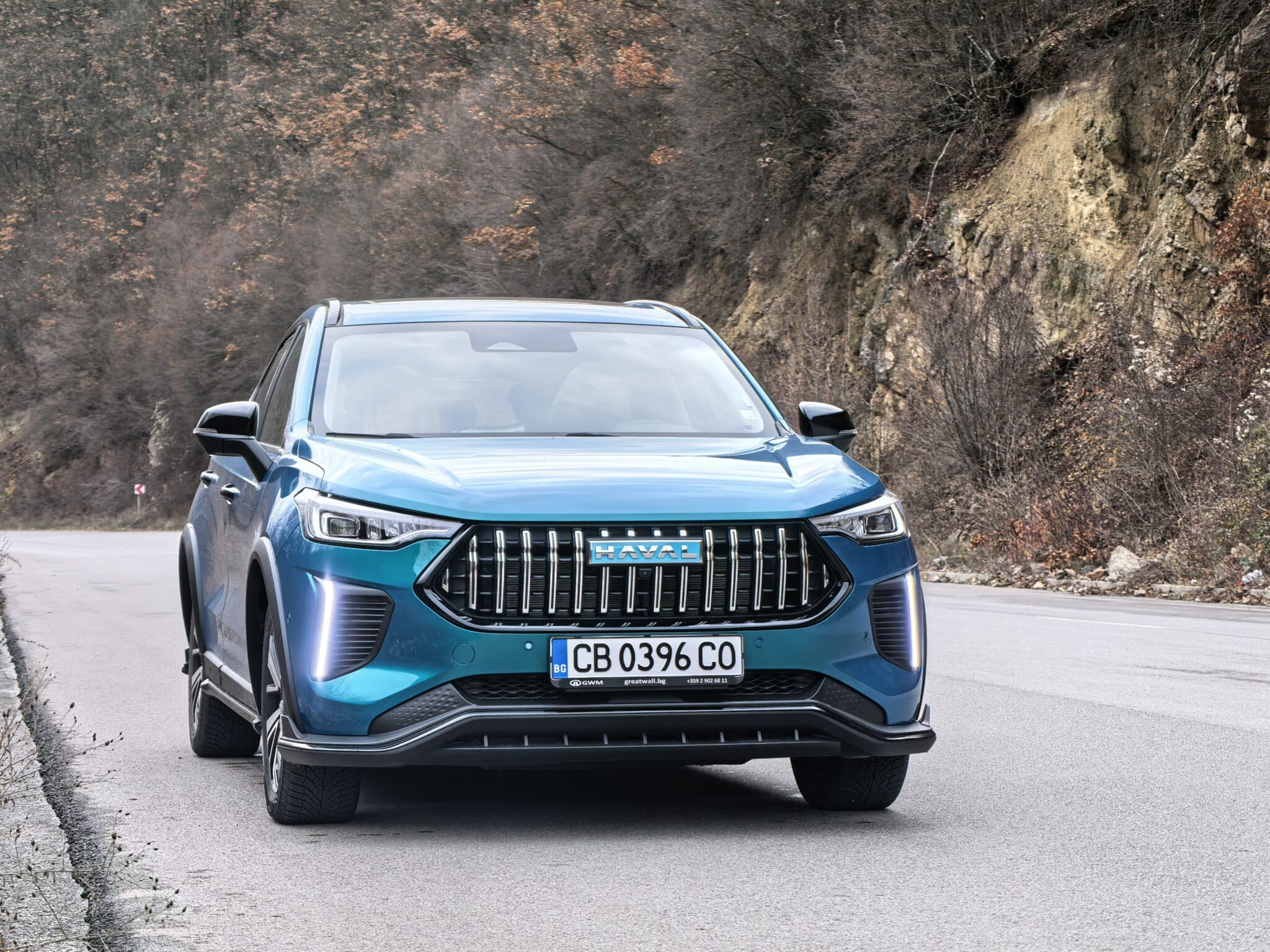 SUV, който изглежда по-скъп, отколкото е: HAVAL Jolion PRO HEV