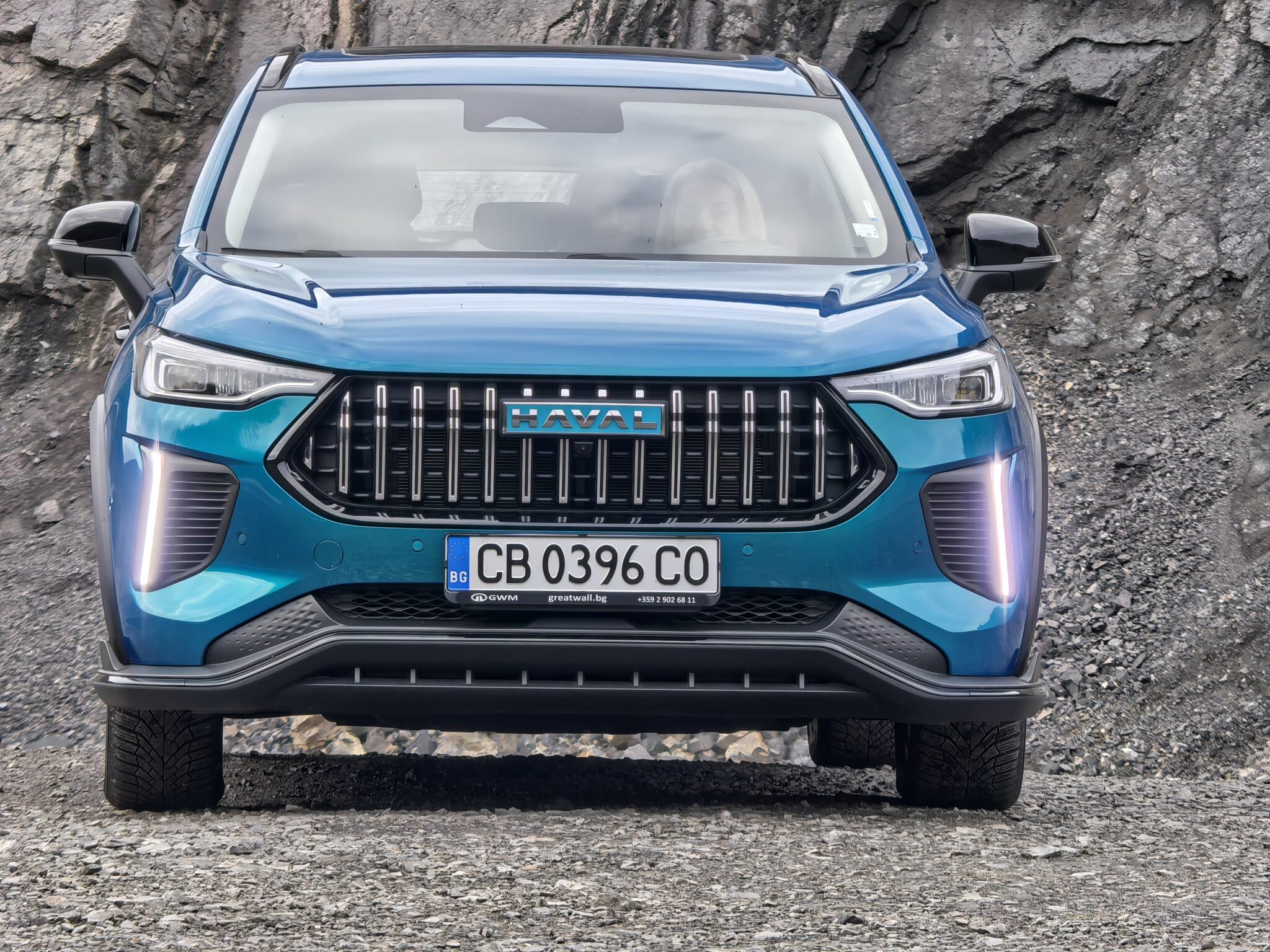 SUV, който изглежда по-скъп, отколкото е: HAVAL Jolion PRO HEV