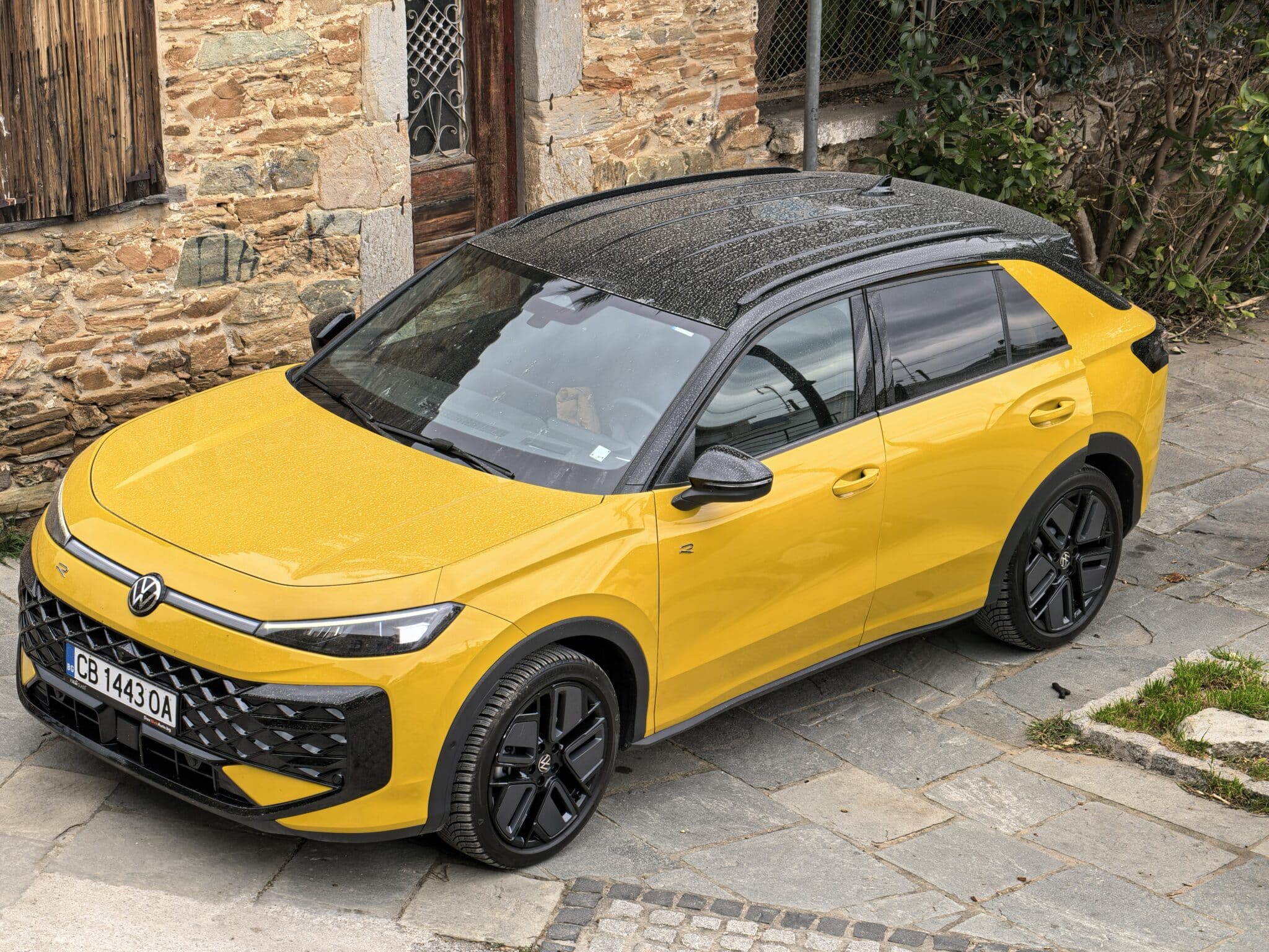 Volkswagen T-Roc: опасно близо до съвършенството – еволюцията, която превърна добрата идея в победител