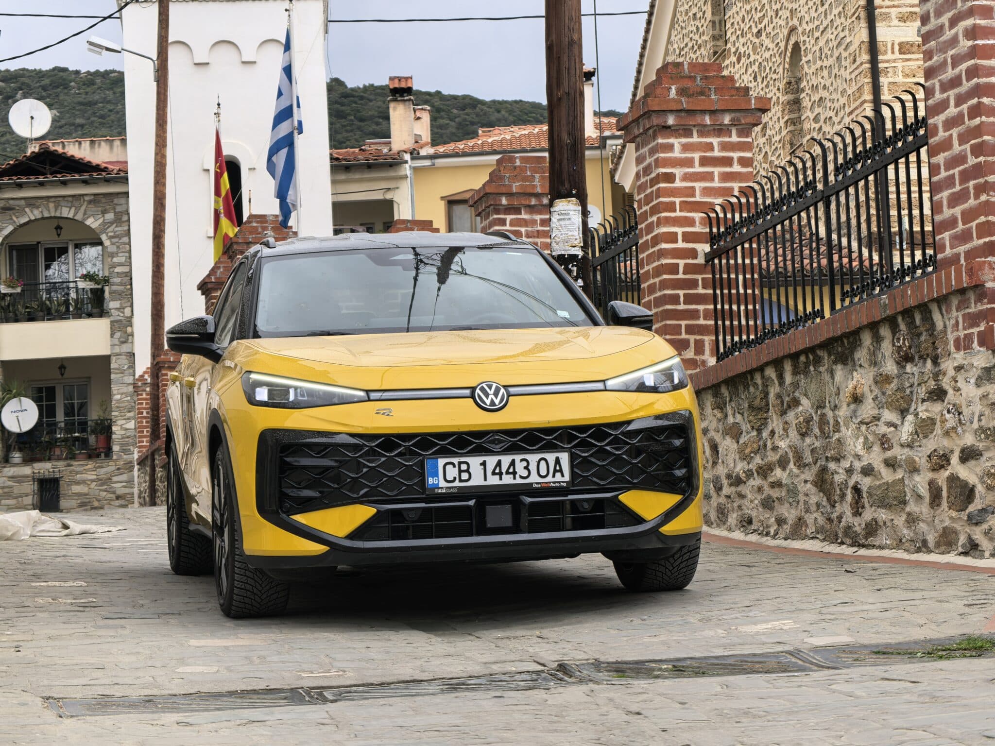 Volkswagen T-Roc: опасно близо до съвършенството – еволюцията, която превърна добрата идея в победител