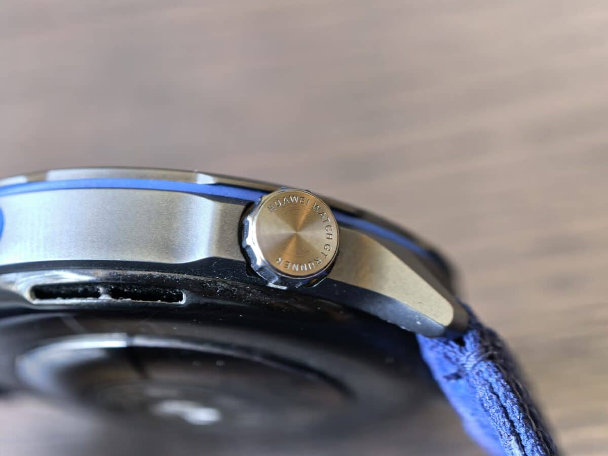 Часовник, който те кара да се движиш повече, отколкото ти се иска: HUAWEI WATCH GT Runner 2