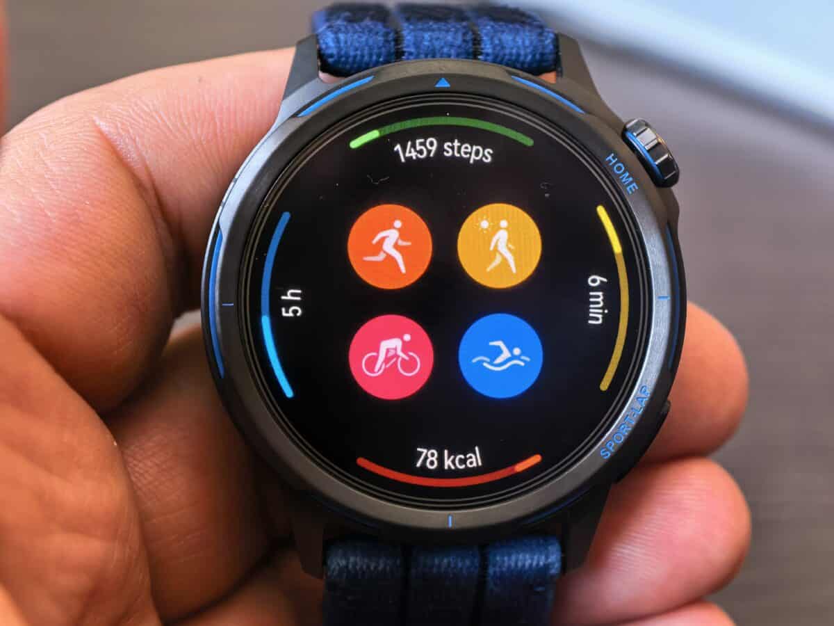 Часовник, който те кара да се движиш повече, отколкото ти се иска: HUAWEI WATCH GT Runner 2