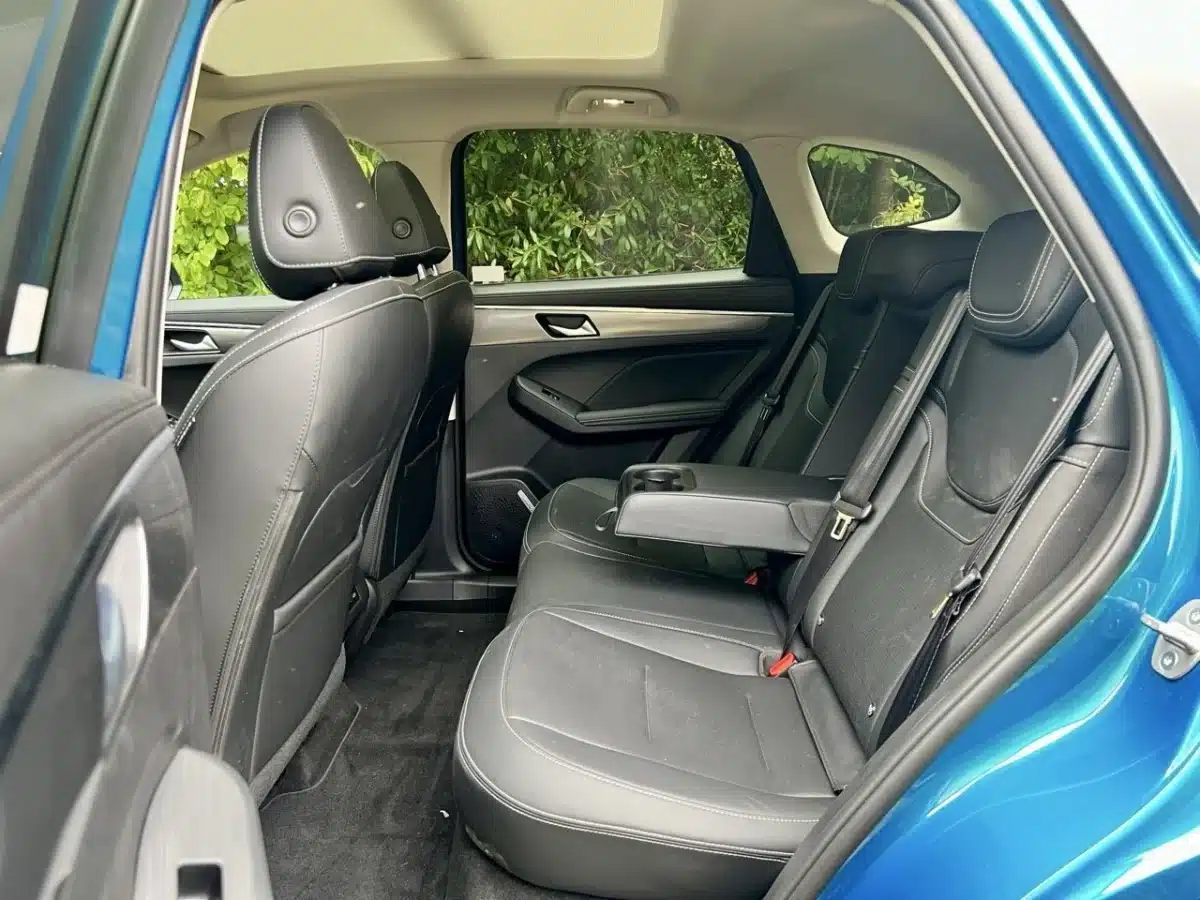 SUV, който изглежда по-скъп, отколкото е: HAVAL Jolion PRO HEV