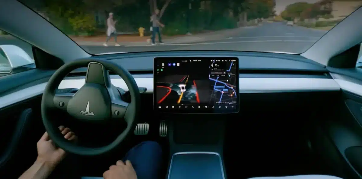 Илън Мъск отново не спази обещанията си: Tesla за пореден път отложи Optimus, Roadster и пълния автопилот FSD