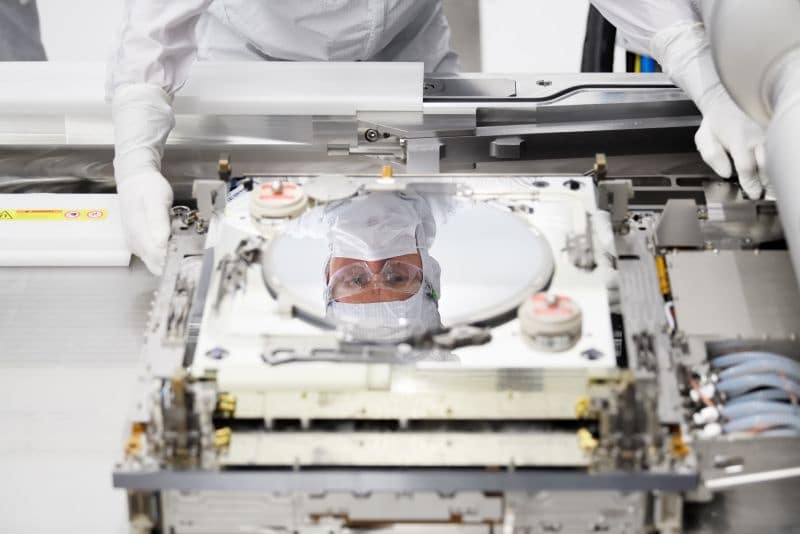 Европейските стартъпи обещават да надминат 100-кратно AI чиповете на Nvidia по ефективност, но им липсват пари и заводи