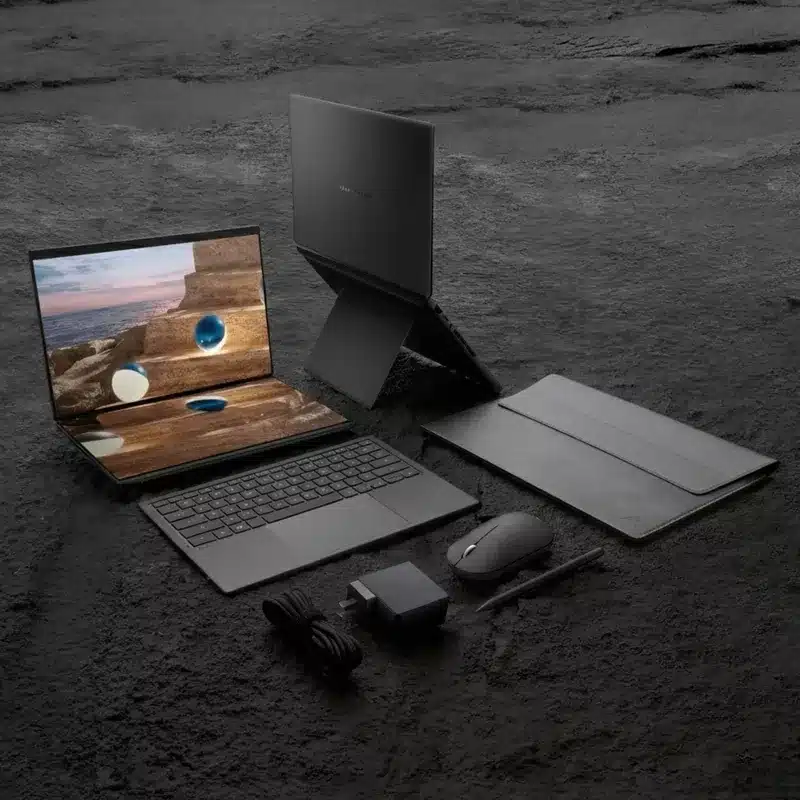 Два екрана, нула компромиси: ASUS Zenbook Duo 2026 е неочаквано добър