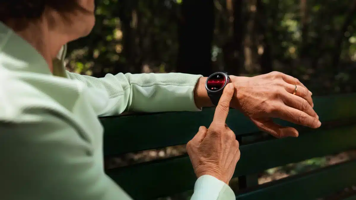 Часовник, който те кара да се движиш повече, отколкото ти се иска: HUAWEI WATCH GT Runner 2