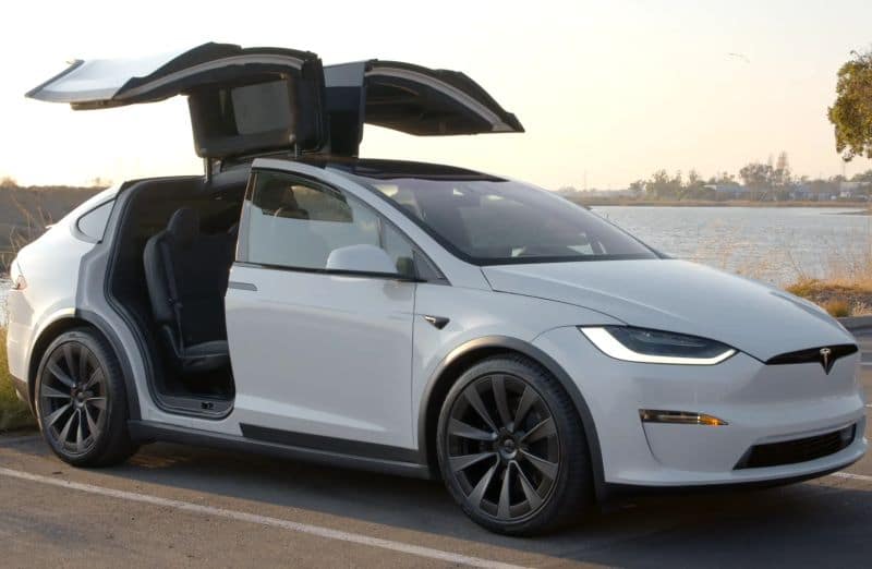 Краят на една ера: Tesla окончателно прекрати производството на Model S и Model X