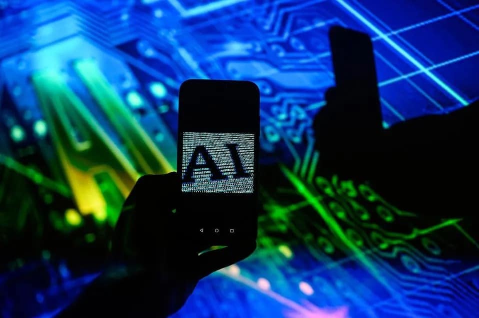 Големият интелектуален срив: Защо невронните мрежи могат да рухнат след няколко години