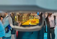 Samsung Display представи лещи за умни очила с micro-OLED, които могат да показват полупрозрачно видео