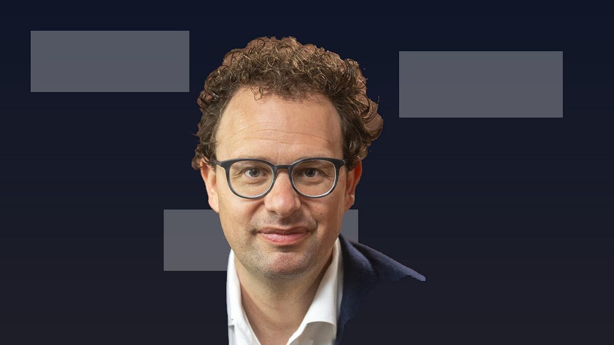 Бъдеще без работа? Какво казват Илън Мъск, Бил Гейтс, Сам Алтман и други експерти в областта на AI