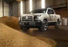 Mitsubishi направи Triton Terra по-скъп и луксозен