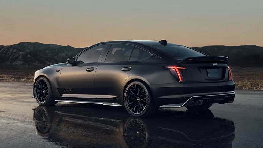 Cadillac показа рядък Blackwing с 685 конски сили